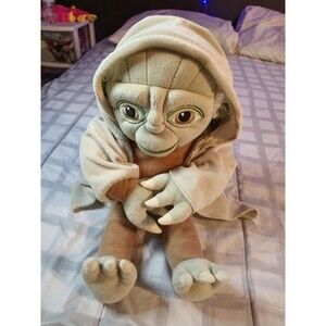 Exclusive Lucas Film Ltd. Star Wars Yoda 18" Plush Collectors Light BRAND NEW